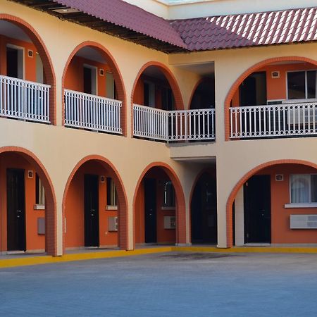 Las Torres Hotel Mexicali Exterior photo